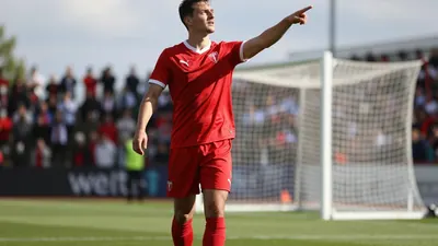 Een vergelijking van de historische deelnames van AZ Alkmaar en Hapoel Beer Sheva aan Europese en nationale competities...
