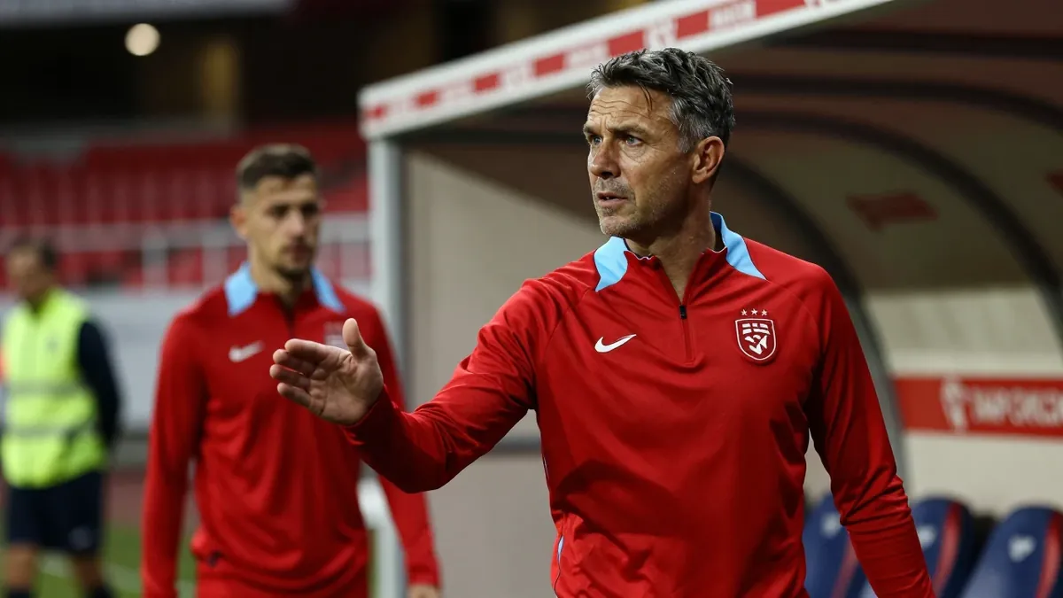 Troy Parrott's Ambitions Drive AZ Alkmaar's Real Betis Transfer